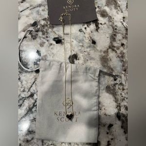 Ari necklace kendra Scott! NWOT